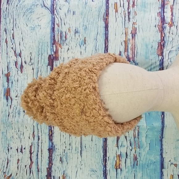 Express Accessories - Express knit beenie